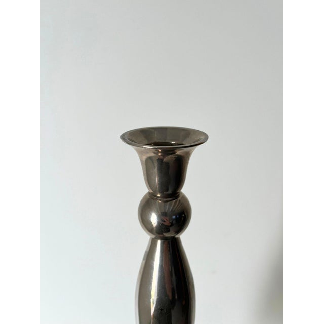 Contemporary Vintage Chrome Candlesticks in Art Deco Fluted Form, 1970s, Set of 2 For Sale - Image 3 of 6