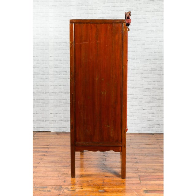 Chinese Qing Dynasty 19th Century Red Lacquered Wedding Cabinet with Carving For Sale - Image 4 of 13