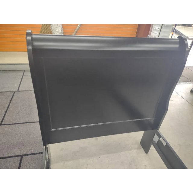 Late 20th Century Late 20th Century Vintage Traditional Style Twin Size Sleigh Bed For Sale - Image 5 of 11