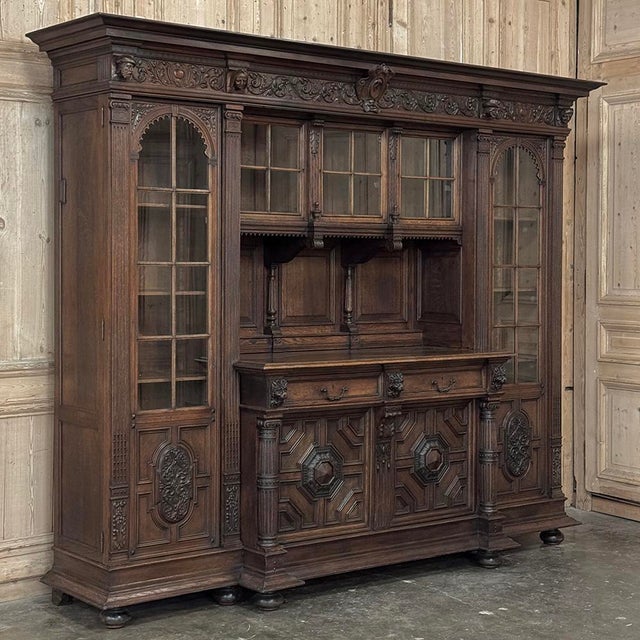 Renaissance 19th Century French Renaissance Revival Carved Oak Bookcase / Bar For Sale - Image 3 of 18