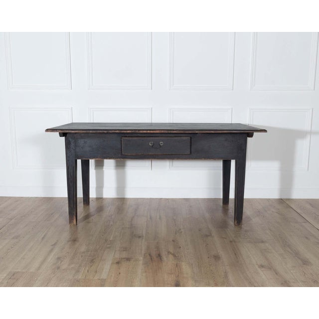 Gustavian (Swedish) Early 20th Century Swedish Country Pine Kitchen Table in Black For Sale - Image 3 of 10
