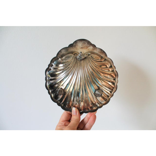 Traditional Vintage Silver-Plated Scallop Shell Trinket Dish For Sale - Image 3 of 10