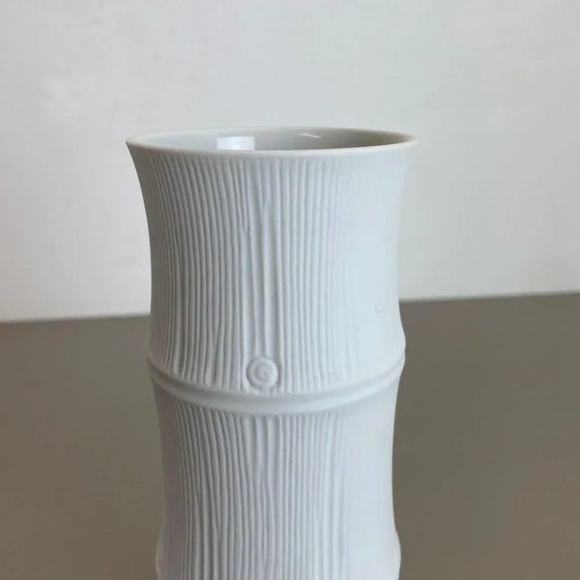 1970s Porcelain & Bamboo Op Art Vase by Heinrich Fuchs for Hutschenreuther, Germany, 1970s For Sale - Image 5 of 15