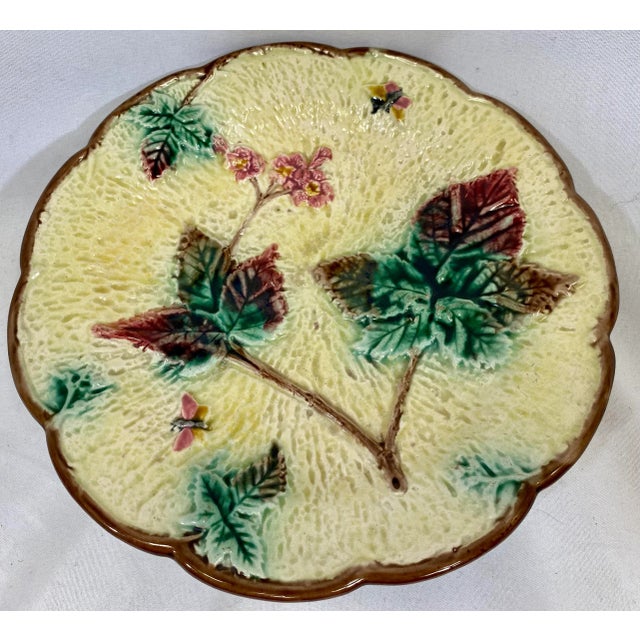 Majolica Antique Majolica Cake Stand /Comport Adorned With Leaf & Floral Motif From England - Circa 19th Century For Sale - Image 4 of 11