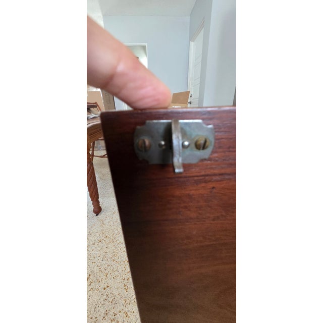 1920s The Royal Furniture Company Mahoghany Inlaid Sideboard For Sale - Image 17 of 17