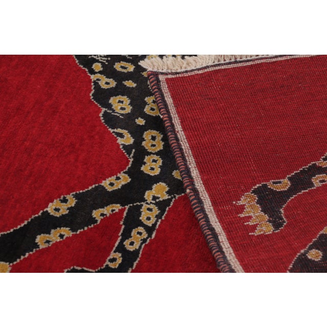 Textile Vintage Gabbeh Leopard Pictorial Rug by Rug & Kilim, Afghanistan, 1950-1959 For Sale - Image 7 of 10