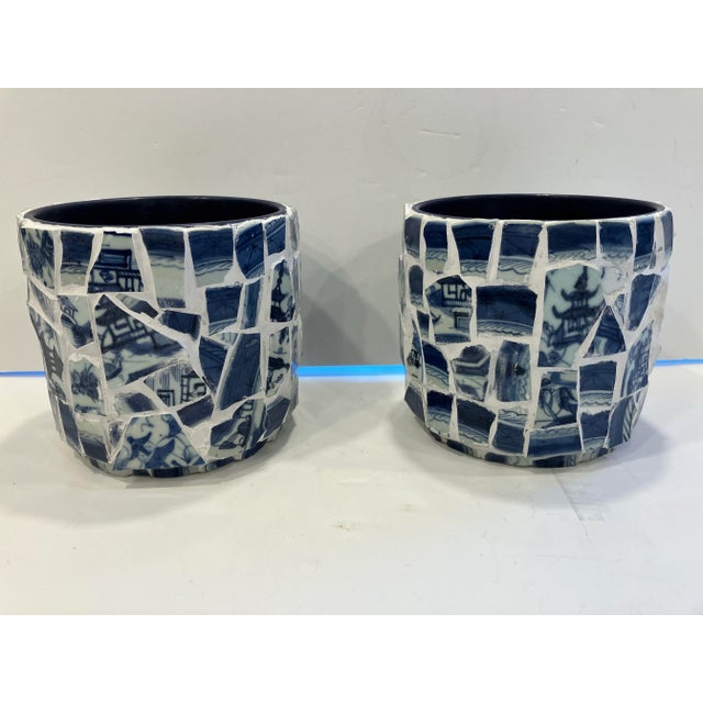 21st Century Pair of Pique Assiette Jardineres With Canton Shards For Sale - Image 4 of 5