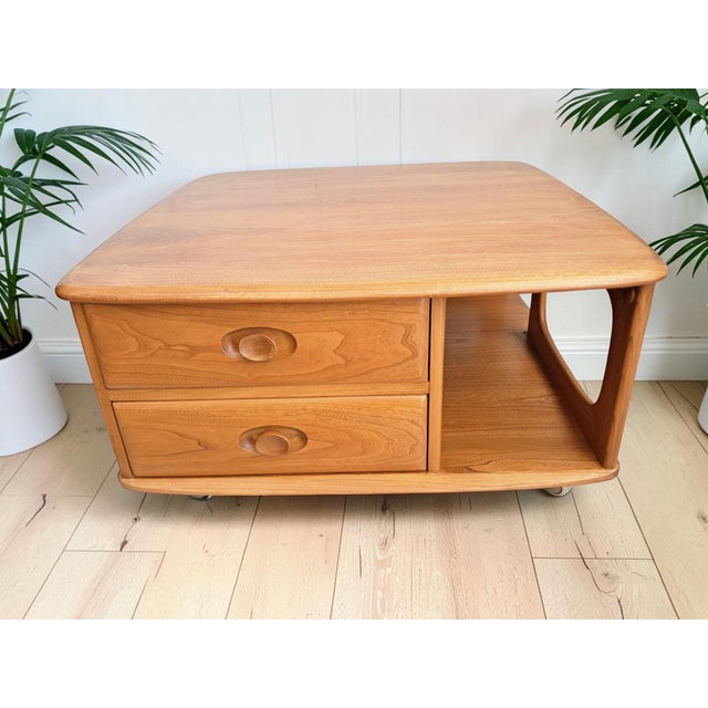 1980s Mid-Century Modern Pandora Coffee Table in Blonde Elm by Lucian Ercolani for Ercol, 1980s For Sale - Image 5 of 18