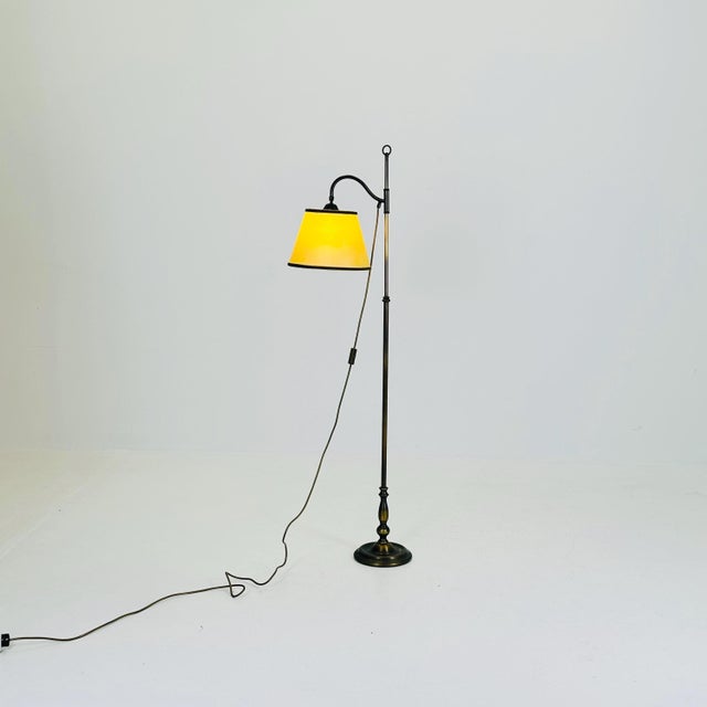 Mid-Century Modern Adjustable Brass Column Floor Lamp, Italy, 1930s For Sale - Image 11 of 11