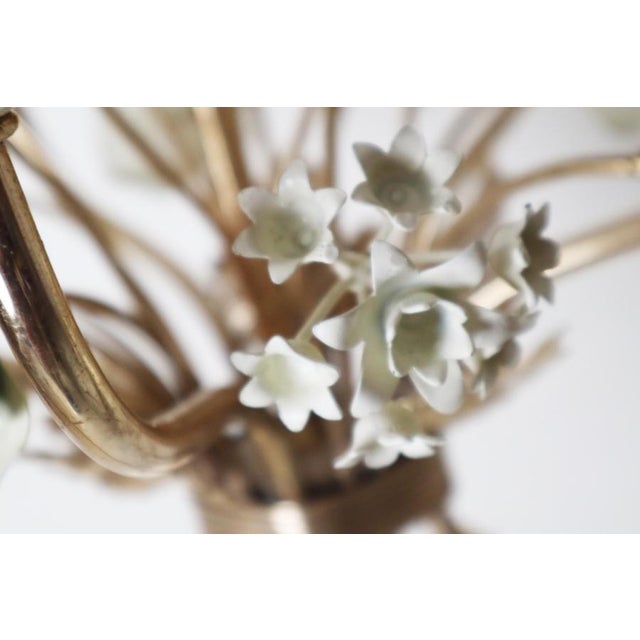 Cream Hollywood Regency Gilded and Cream Rose and Bellflower Chandelier, Italy, 1960s For Sale - Image 8 of 16