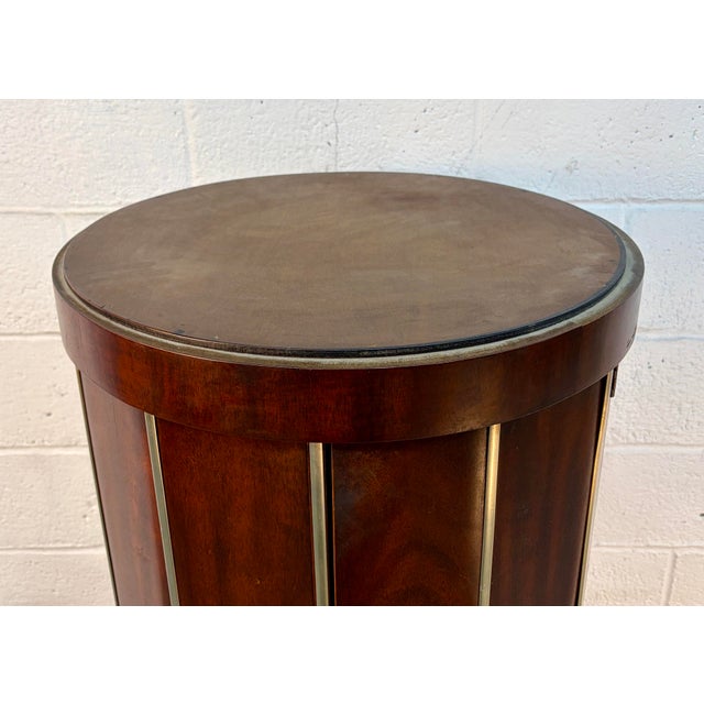 1930s Art Deco "Rocket" Style Figured Walnut Cylinder Cocktail Cabinet For Sale - Image 13 of 17