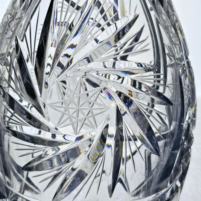 Crystal Glass Pinwheel Decanter W/ Stopper For Sale - Image 10 of 12