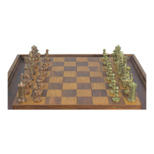 Made in Italy Solid Brass & Solid Copper Chess Set, Mid 20th Century, 32 Pieces
