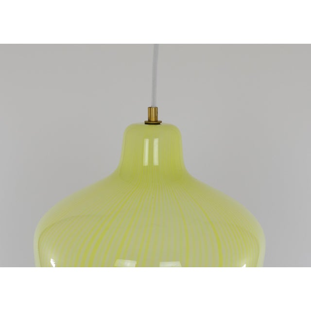 Hand-Blown Murano Glass Pendant by Massimo Vignelli for Venini, 1950s For Sale - Image 6 of 9