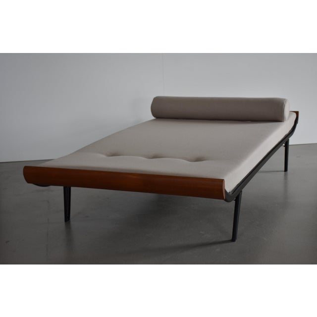 Mid-Century Modern Cleopatra Daybed by Dick Cordemeijer for Auping, 1960s For Sale - Image 6 of 6
