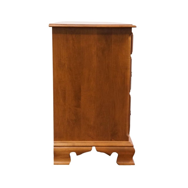 Ethan Allen Heirloom Nutmeg Maple Colonial Early American 54" Double Dresser 10-5302 For Sale - Image 13 of 14