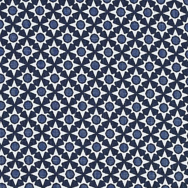 Contemporary Schumacher Serendipity Fabric in Blues For Sale - Image 3 of 3