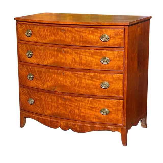18th Century Antique Massachusetts Mahogany Bow Front Chest of Drawers For Sale - Image 4 of 13