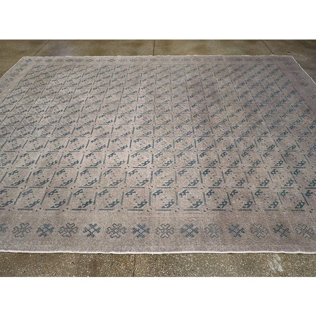 Galerie Shabab Collection Mid-20th Century Turkish Anatolian Room Size Carpet For Sale In New York - Image 6 of 10