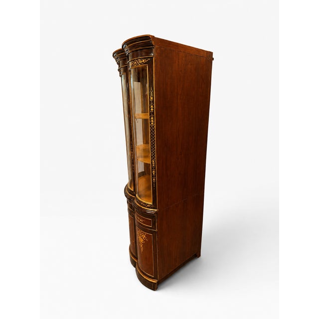 1970s Union National Chinoiserie Curved Glass Corner Curio Cabinet For Sale In Boston - Image 6 of 14