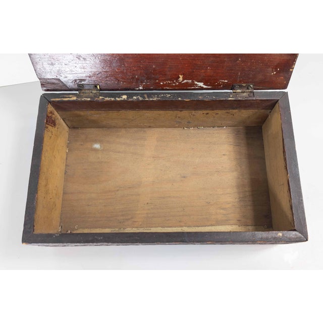 18th or 19th Century American Folk Art Chip Carved Polychrome Box For Sale - Image 15 of 18