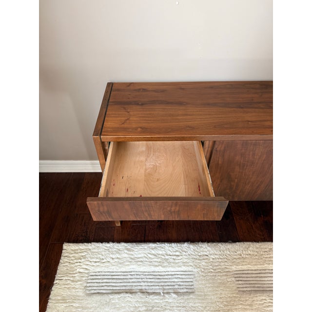 Vintage 1950s Walnut Credenza by Madison Furniture Company For Sale - Image 10 of 18