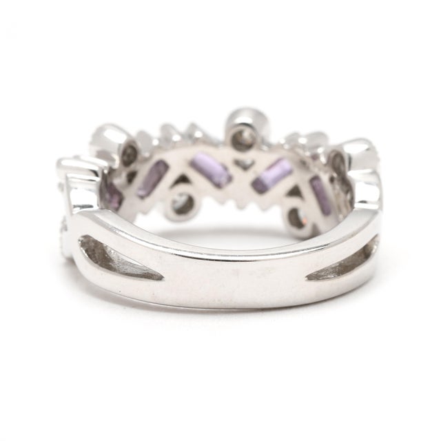Modern 1ctw Pink Sapphire & Diamond Band, 14k White Gold, Ring Size 6 For Sale - Image 3 of 5