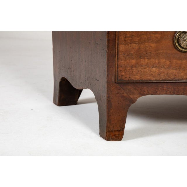 19th century mahogany english regency bow fronted chest of drawers this chest is of bow-fronted form and stands on splayed...
