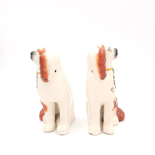 Late 19th Century Pair of English Staffordshire Spaniels, Circa 1880 For Sale - Image 5 of 10