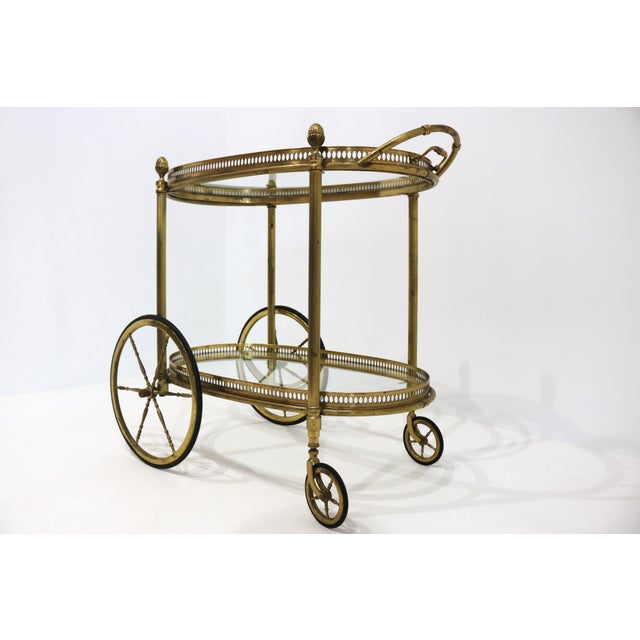 1950s Vintage Oval Brass and Glass Bar Cart from Maison Baguès, 1950s For Sale - Image 5 of 17