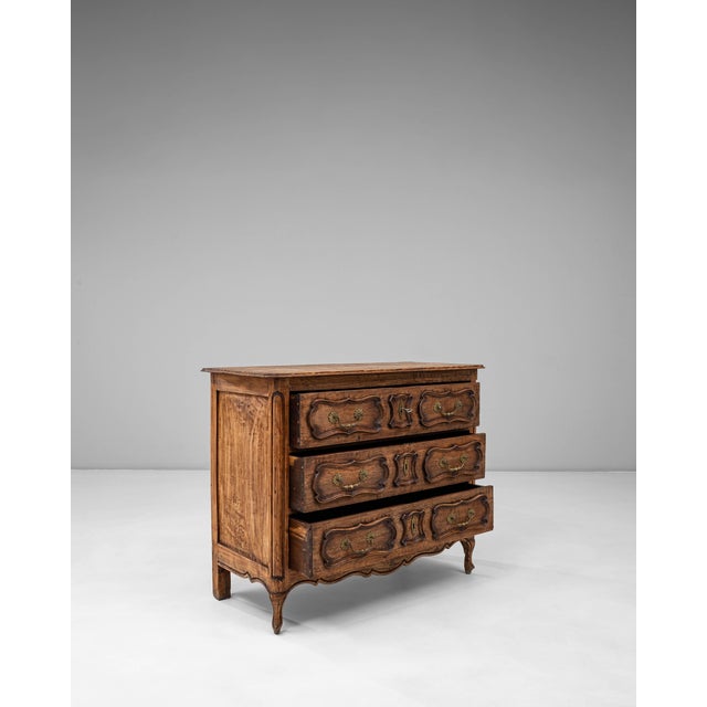 19th Century French Provincial Oak Chest of Drawers For Sale - Image 12 of 18