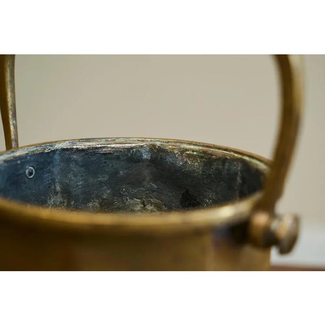 1940s Art Deco Basket with Handle in Patinated Brass Early 20th Century, 1940s For Sale - Image 5 of 8