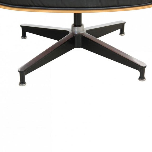 Set of Lounge Chair and Ottoman in Black Leather by Charles and Ray Eames, 1990s For Sale - Image 4 of 18