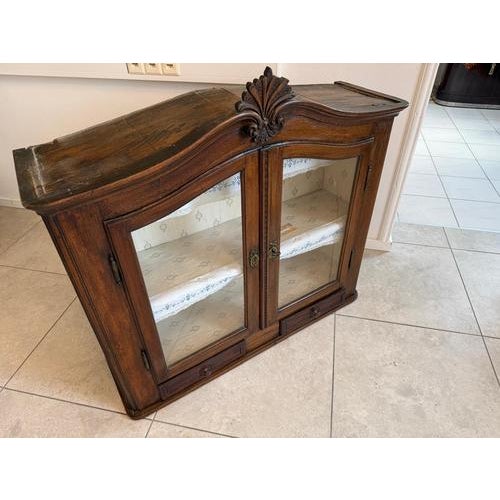 Baroque Display Cabinet in Pine For Sale - Image 5 of 12