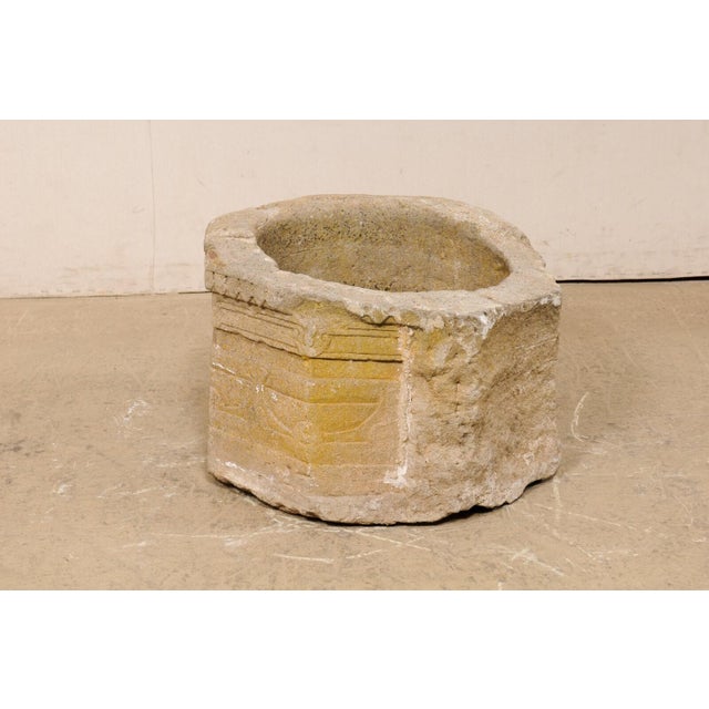 Stone 18th Century Spanish Stone Well-Head Cover For Sale - Image 7 of 10