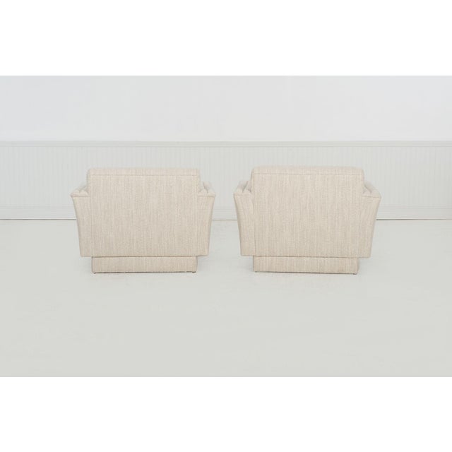 Textile Pair of Oversized Lounge Chairs, Attributed to Vladimir Kagan, c.1985 For Sale - Image 7 of 9