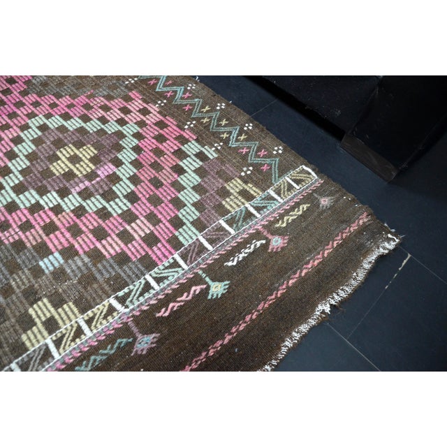 Blush 1960s Turkish Handwoven Kilim Rug For Sale - Image 8 of 10