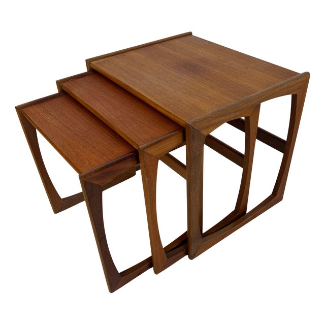 Teak Nesting Tables, United Kingdom, 1960s, Set of 3 For Sale