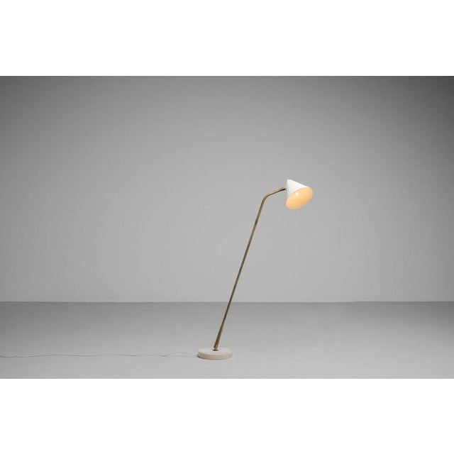 Vintage Italian 331 Floor Lamp by Giuseppe Ostuni for Oluce, 1950 For Sale - Image 6 of 17