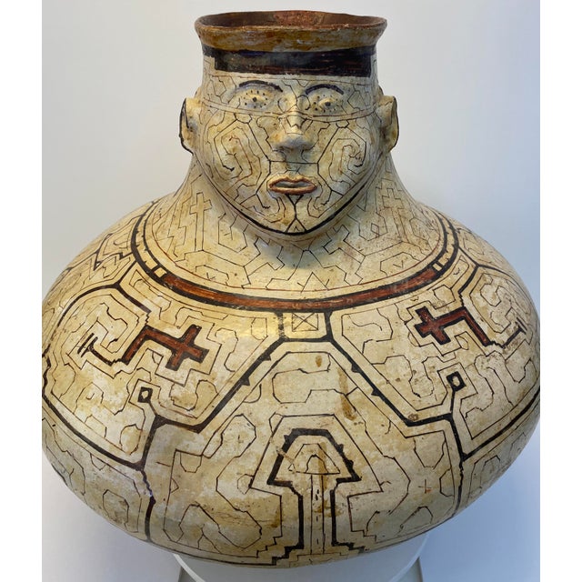 Tribal Monumental Amazonian Shipibo-Conibo Anthropomorphic Pottery Vessel For Sale - Image 3 of 11