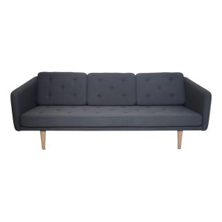 No1 Three-Seater Sofa in Grey Breeze Fusion Fabric by Børge Mogensen For Sale