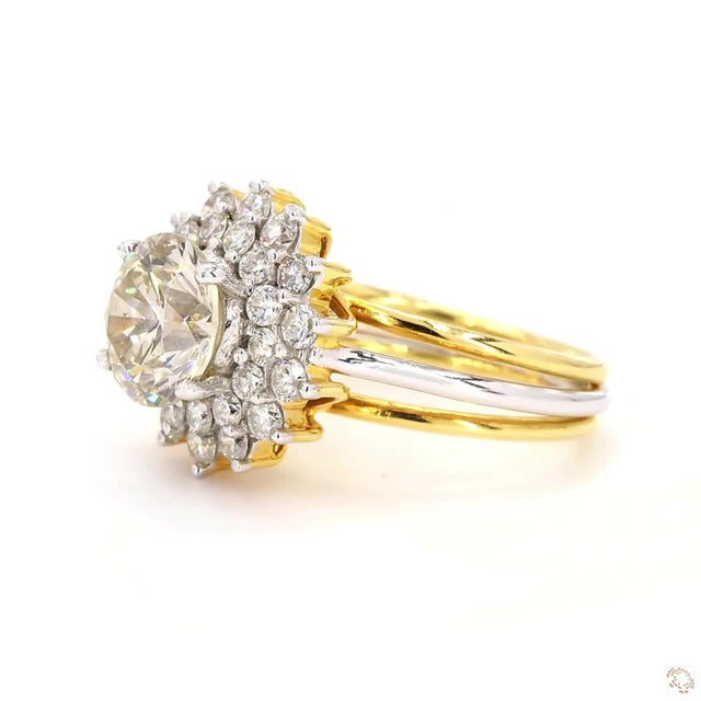 Modern 2.5 Carat Old European Cut Diamond Gold Ring, Size 6.5 For Sale - Image 3 of 9