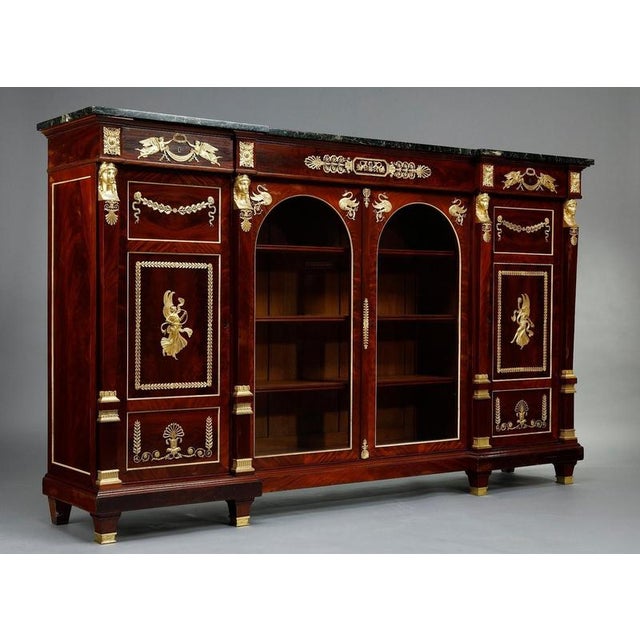 Wood Large Low Bookcase in Mahogany and Mahogany Veneer, 1880s For Sale - Image 7 of 18