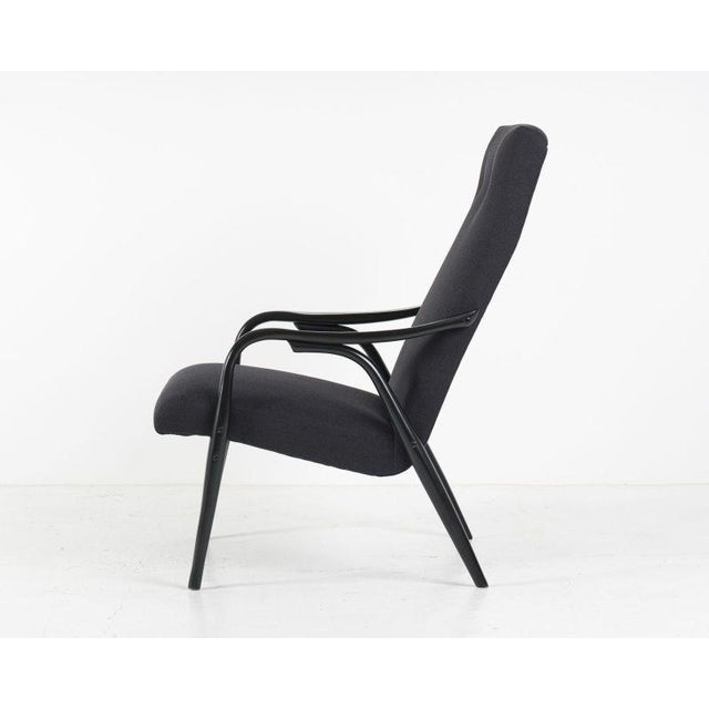 The legendary TON 947 armchair awarded the medal for design at the world expo ’58 in Brussels. Made from mountain ash. I...