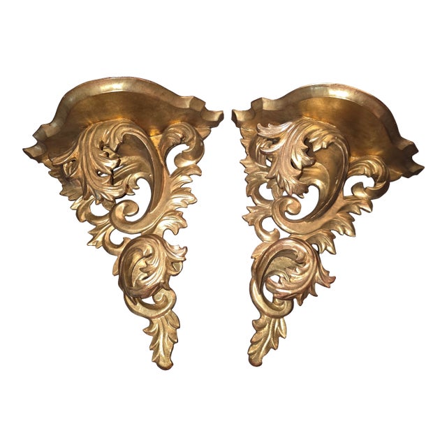 Pair of Italian Giltwood Wall Brackets For Sale