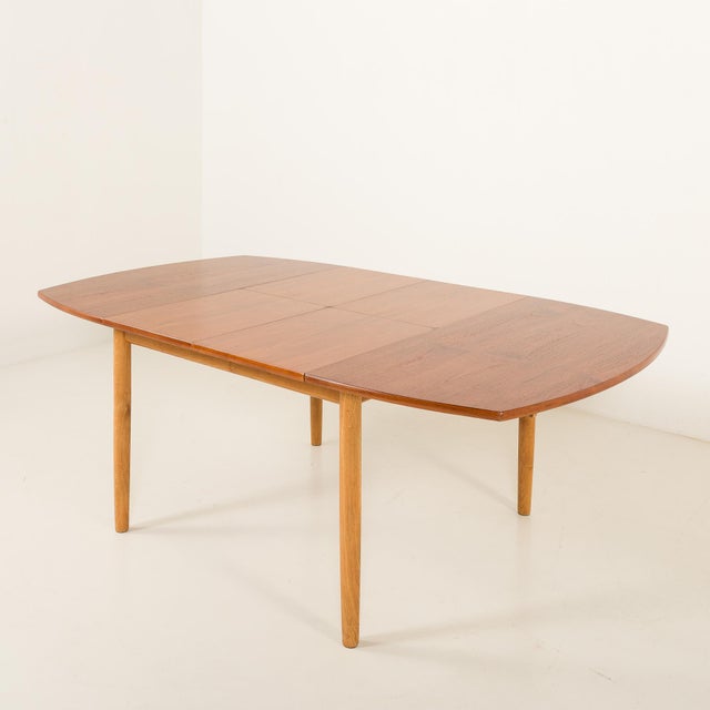 Mid-Century Modern Teak Table with Hidden Leaves by William Watting for Fristho, 1950s For Sale - Image 16 of 18