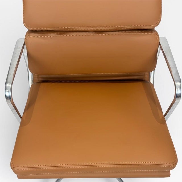 Herman Miller Eames Aluminum Group Soft Pad Management Chair - Caramel Brown Leather For Sale - Image 10 of 11