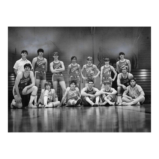 1973 Basketball Photograph of the Huron High Tigers For Sale