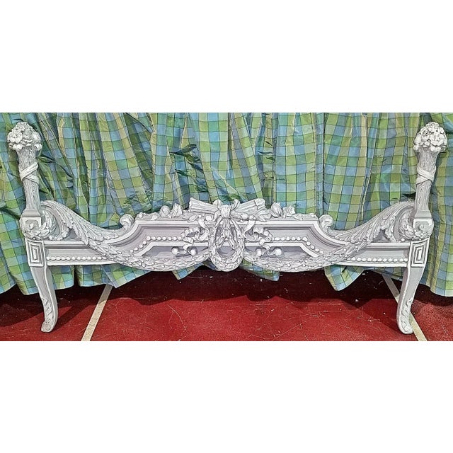 Wood 1920s Carving for Sur-la-Porte For Sale - Image 7 of 8