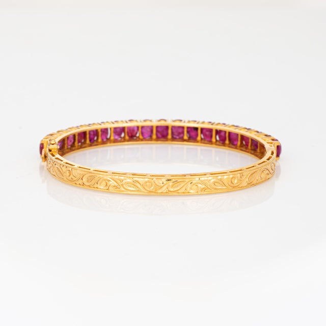 Vintage 10ct Ruby Bangle Bracelet 18k Yellow Gold High Karat Estate Fine Jewelry For Sale - Image 4 of 6